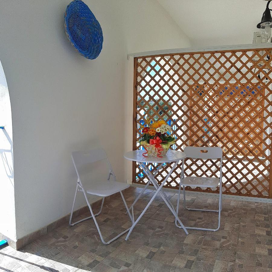 B&B&Home Restaurant La Casa Del Pescatore SantʼAnna Arresi Esterno foto